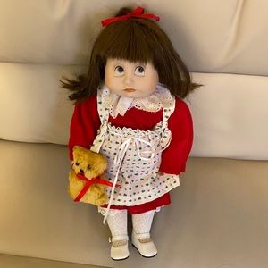 Hello Dolly! Signature Series “Jenny” Antique Porcelain Doll Christmas 1988